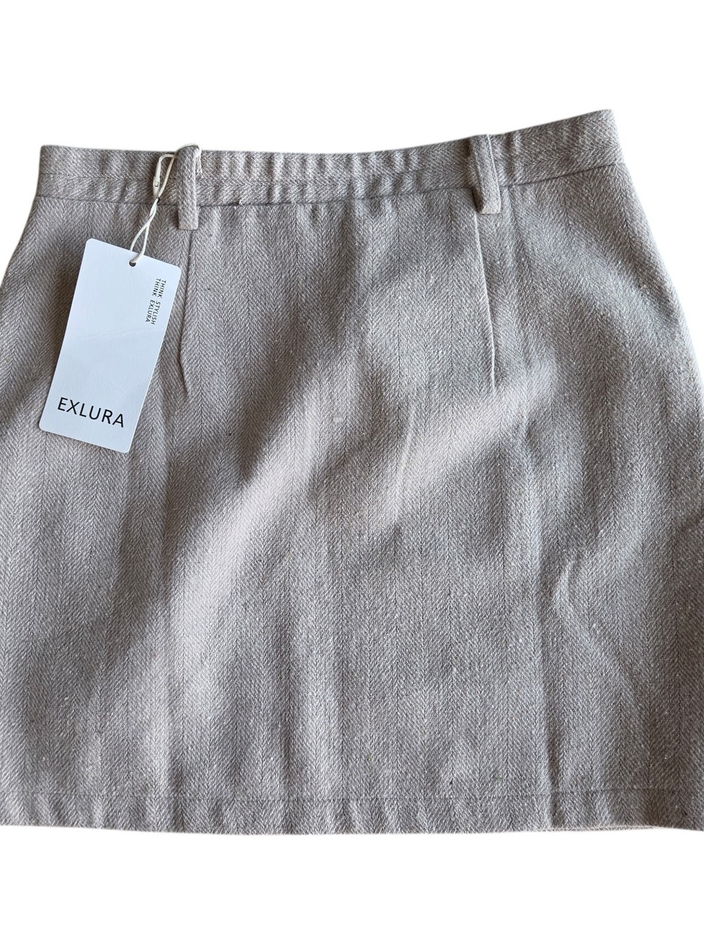 Exlura Women's Beige Herringbone Mini Skirt SZ XS NWT